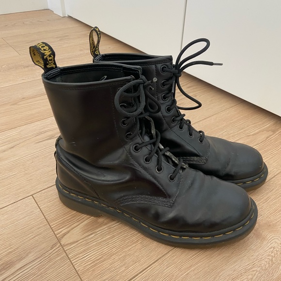 Dr. Marten 1460 Lace Up Boots - Picture 2 of 7